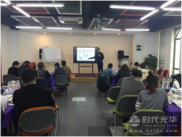 時代光華，譚俊峰，團隊建設，營銷策略