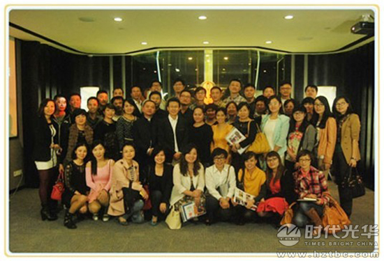 萬(wàn)事利參觀