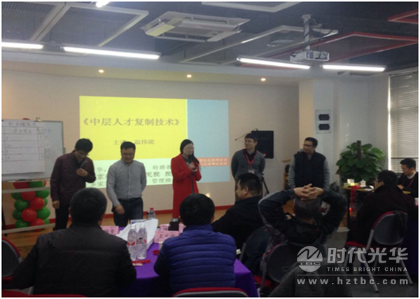 高層管理，時代光華，溫偉能